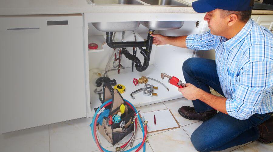 Expert burst pipe repair services in Kentwood, LA